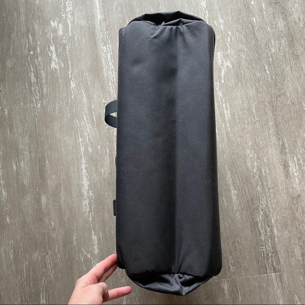 Lululemon Early Embark Duffle - Picture 6 of 16
